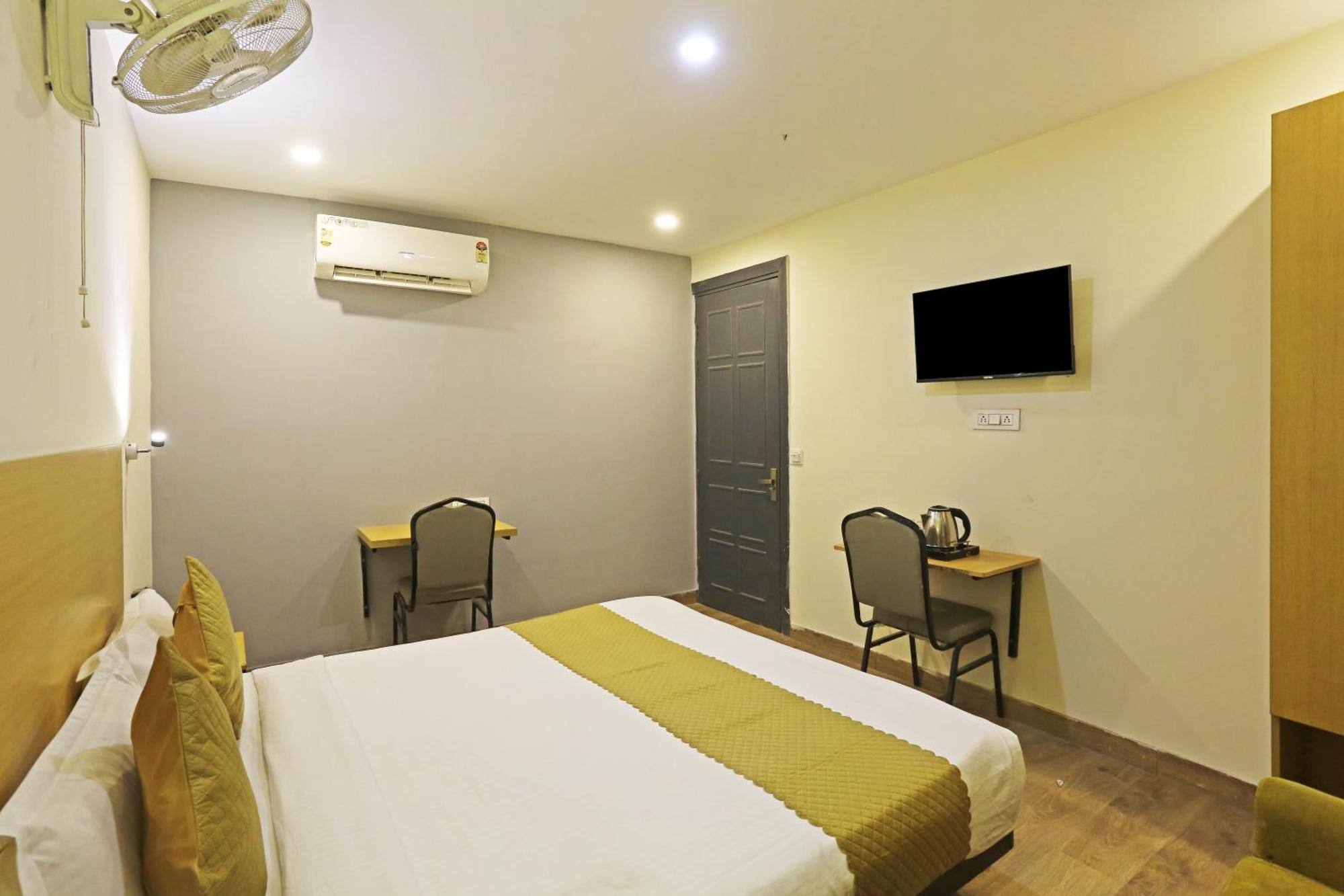 Hotel Twamev Residency Uttam Nagar Couple Friendly Делі Екстер'єр фото