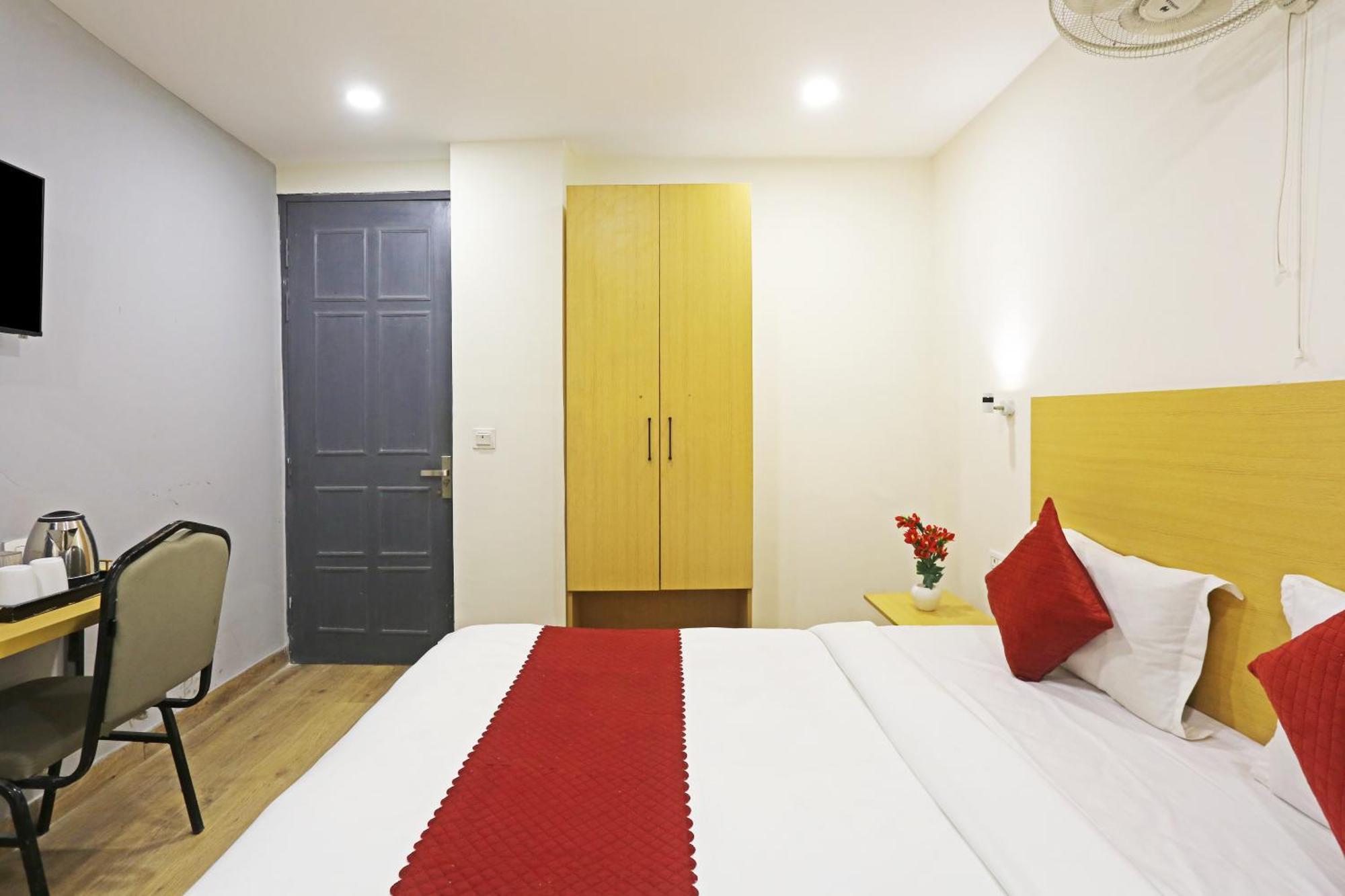 Hotel Twamev Residency Uttam Nagar Couple Friendly Делі Екстер'єр фото