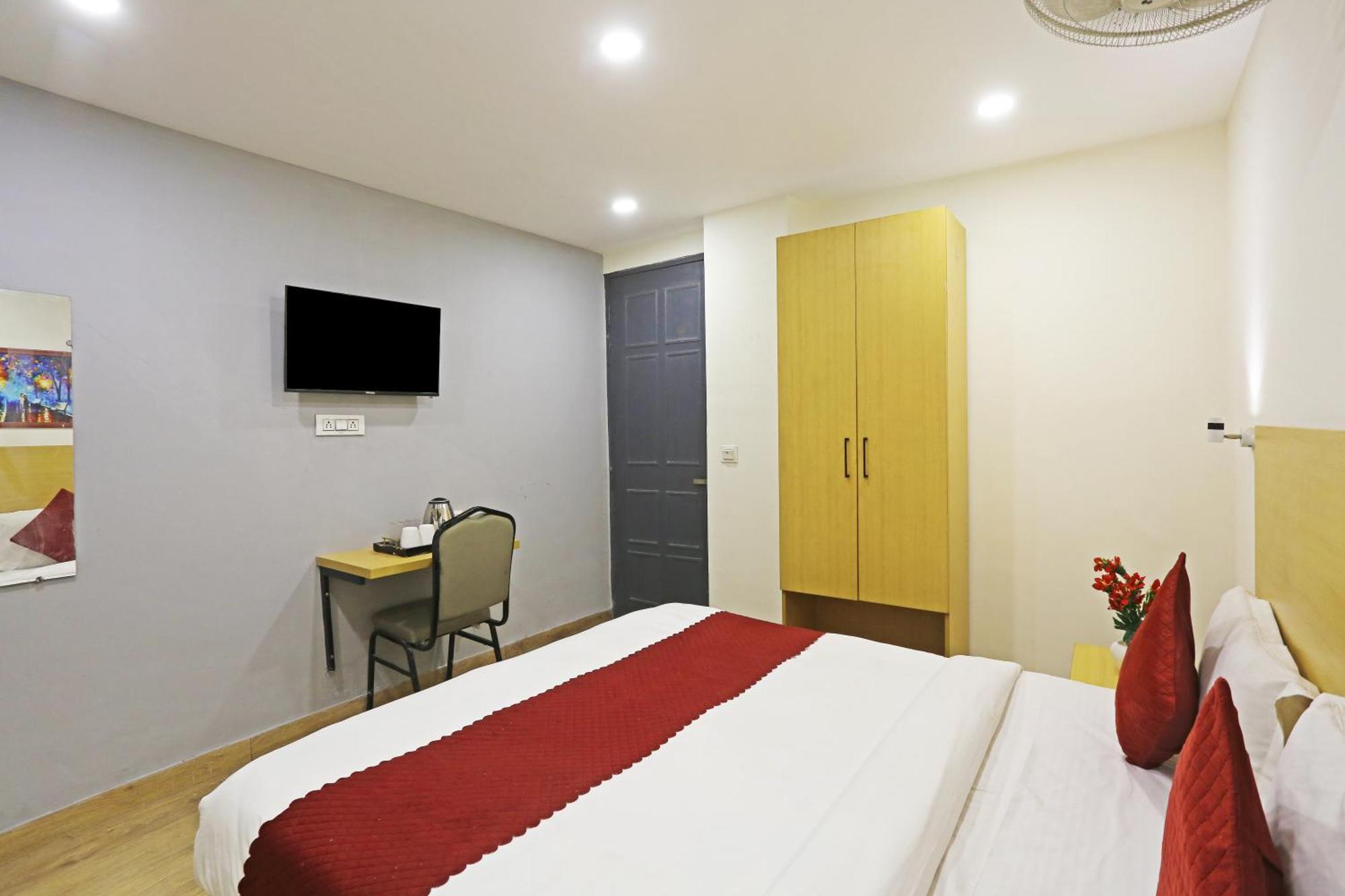 Hotel Twamev Residency Uttam Nagar Couple Friendly Делі Екстер'єр фото