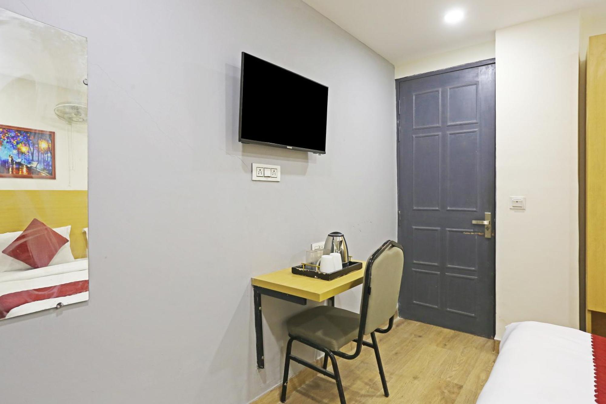 Hotel Twamev Residency Uttam Nagar Couple Friendly Делі Екстер'єр фото