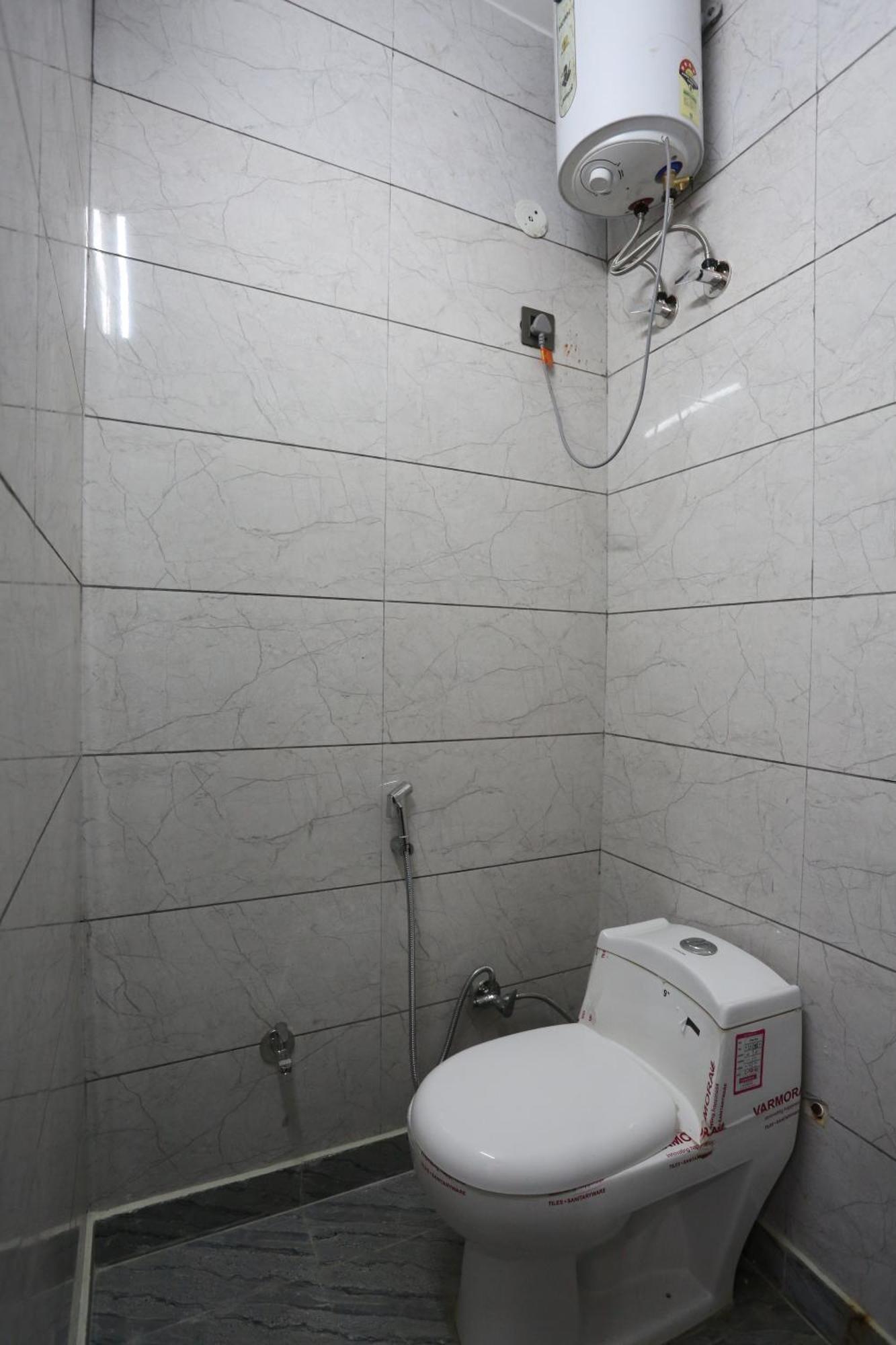 Hotel Twamev Residency Uttam Nagar Couple Friendly Делі Екстер'єр фото